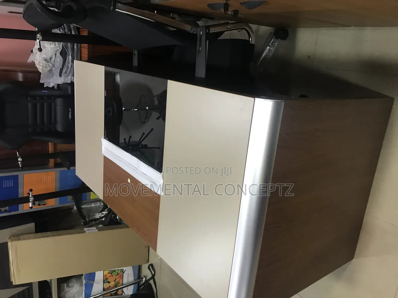 1.6m Executive Office Table With Extension and Mobile Drawer
