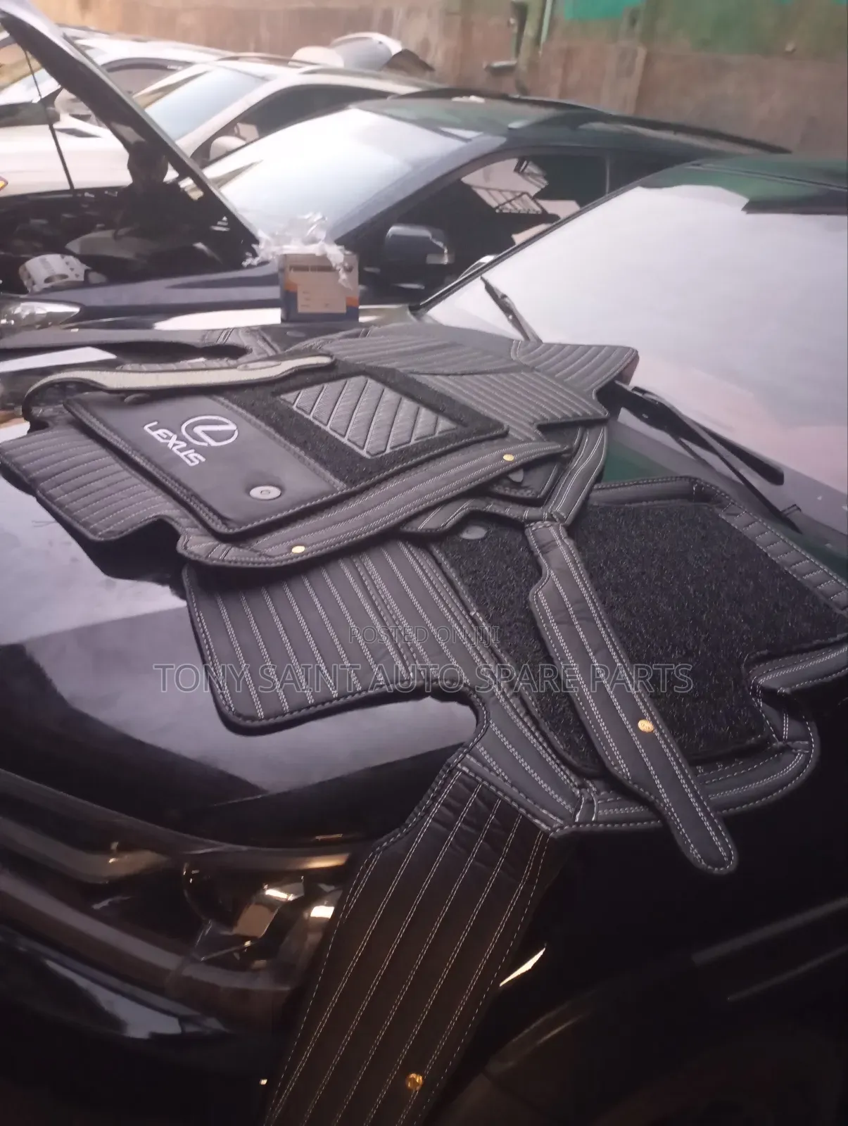 Double Layer Footmatt for Lexus RX and ES Black Colour