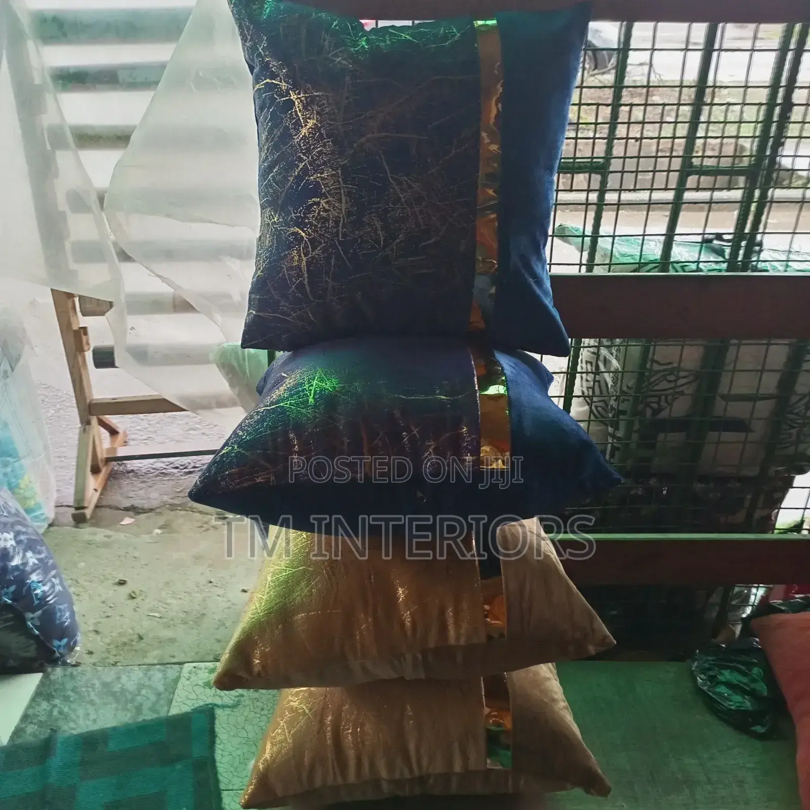 Tm Exclusive Luxury Throw Pillows