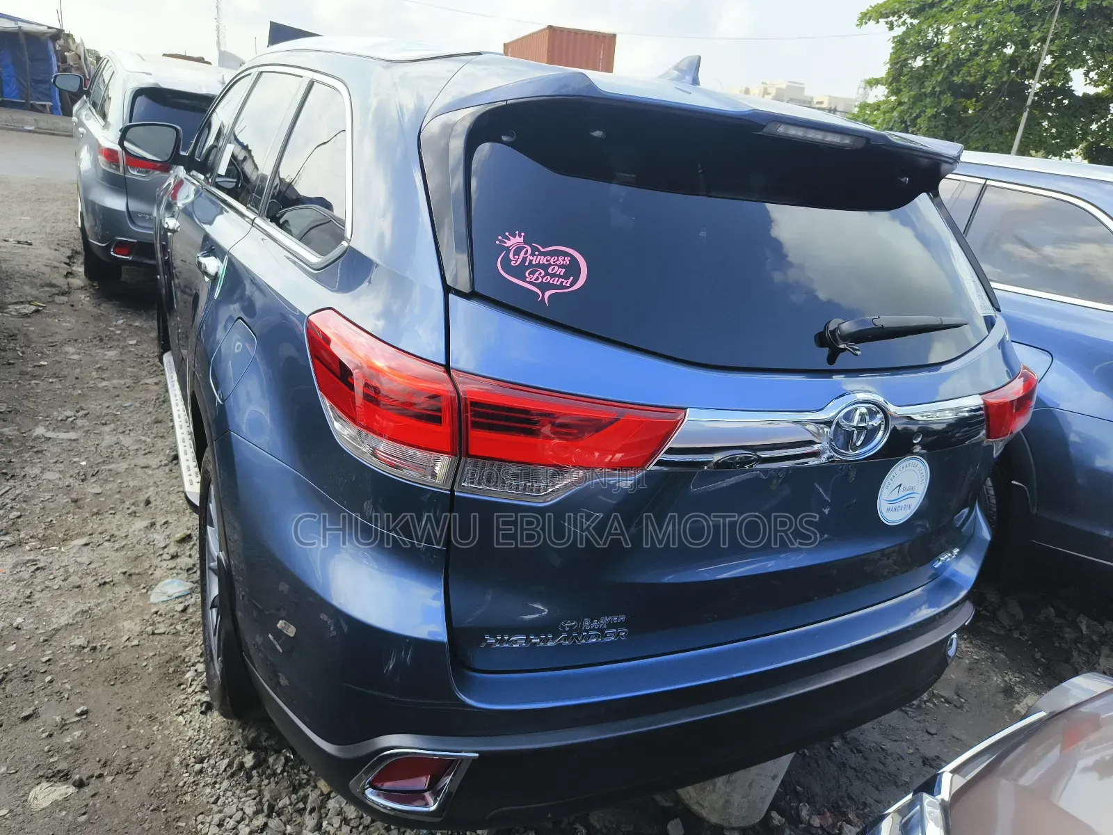 Toyota Highlander XLE 4x4 V6 (3.5L 6cyl 8A) 2018 Blue