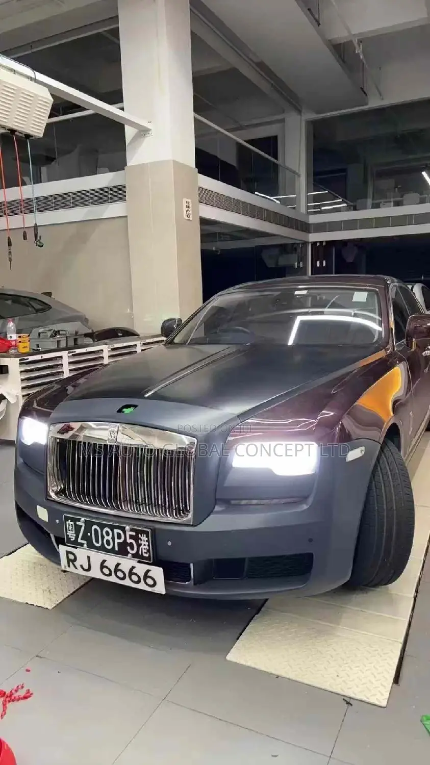 Rolls Royce Ghost 2010 Upgraded to 2020
