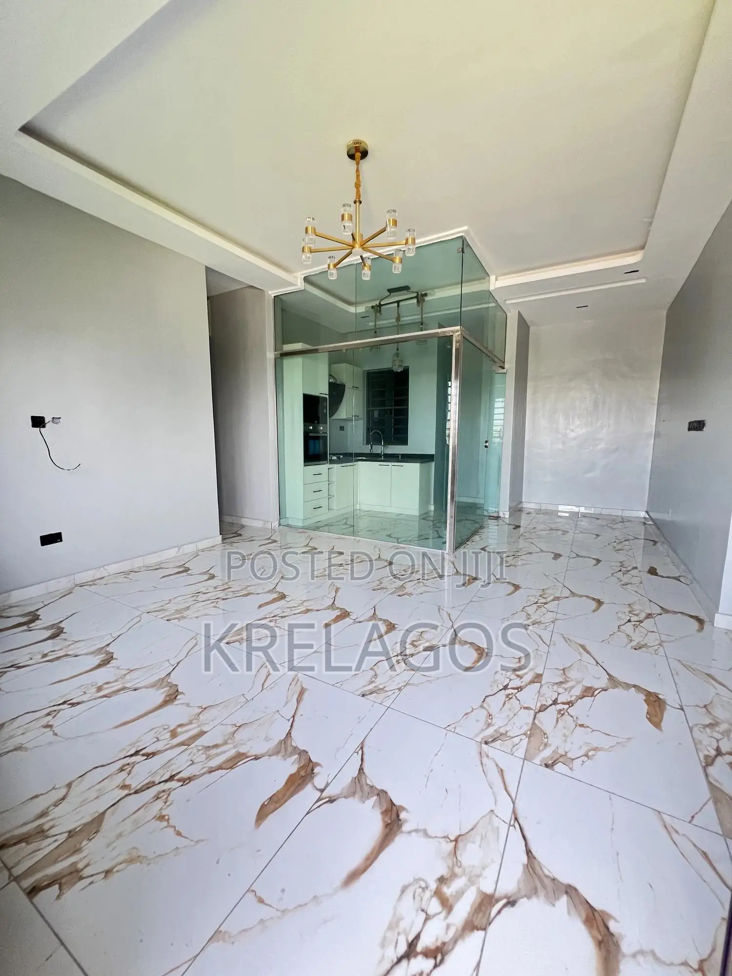 2bdrm Apartment in Lekki Phase 1 for sale
