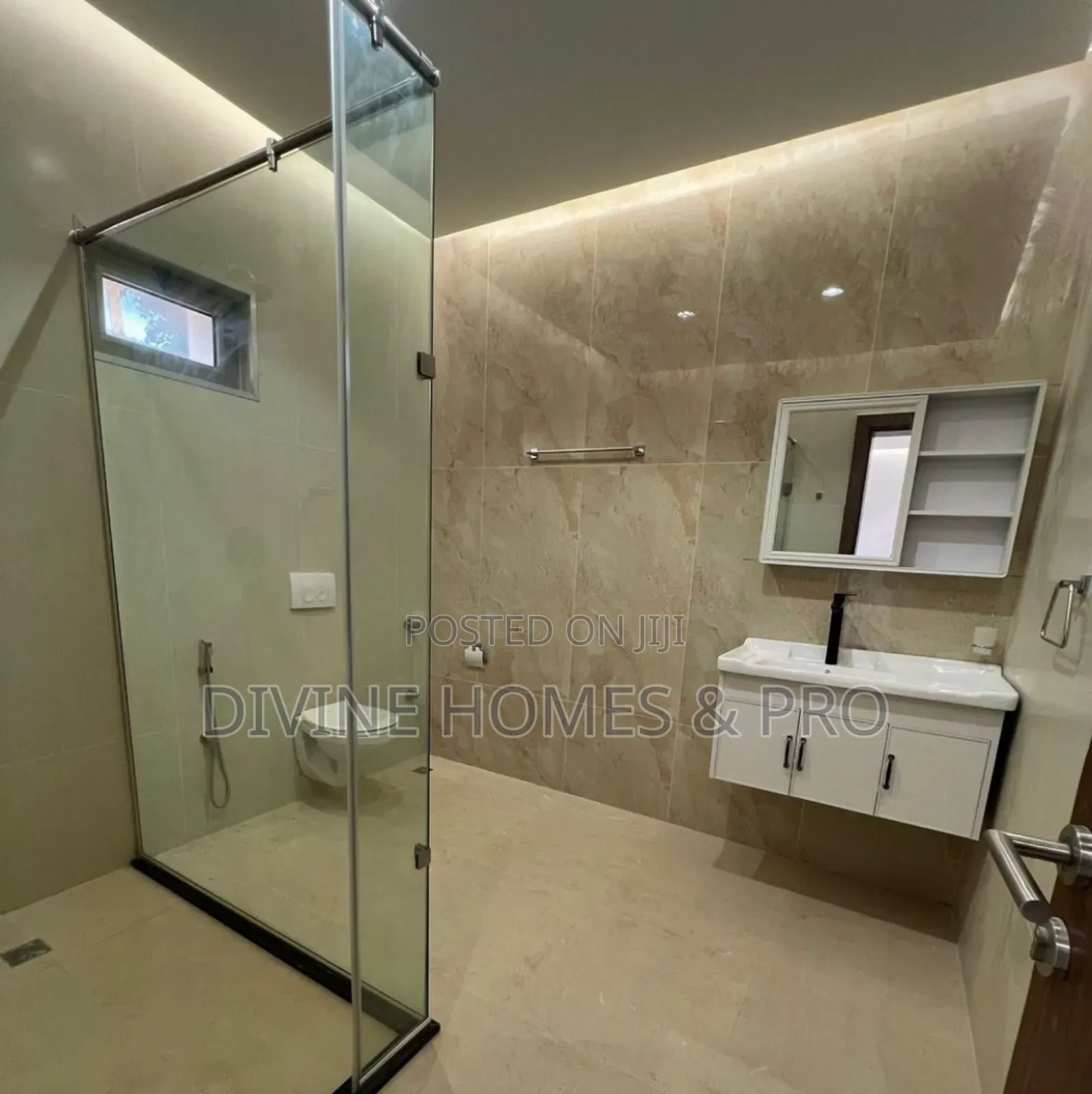 5bdrm Duplex in Wuse 2 for sale