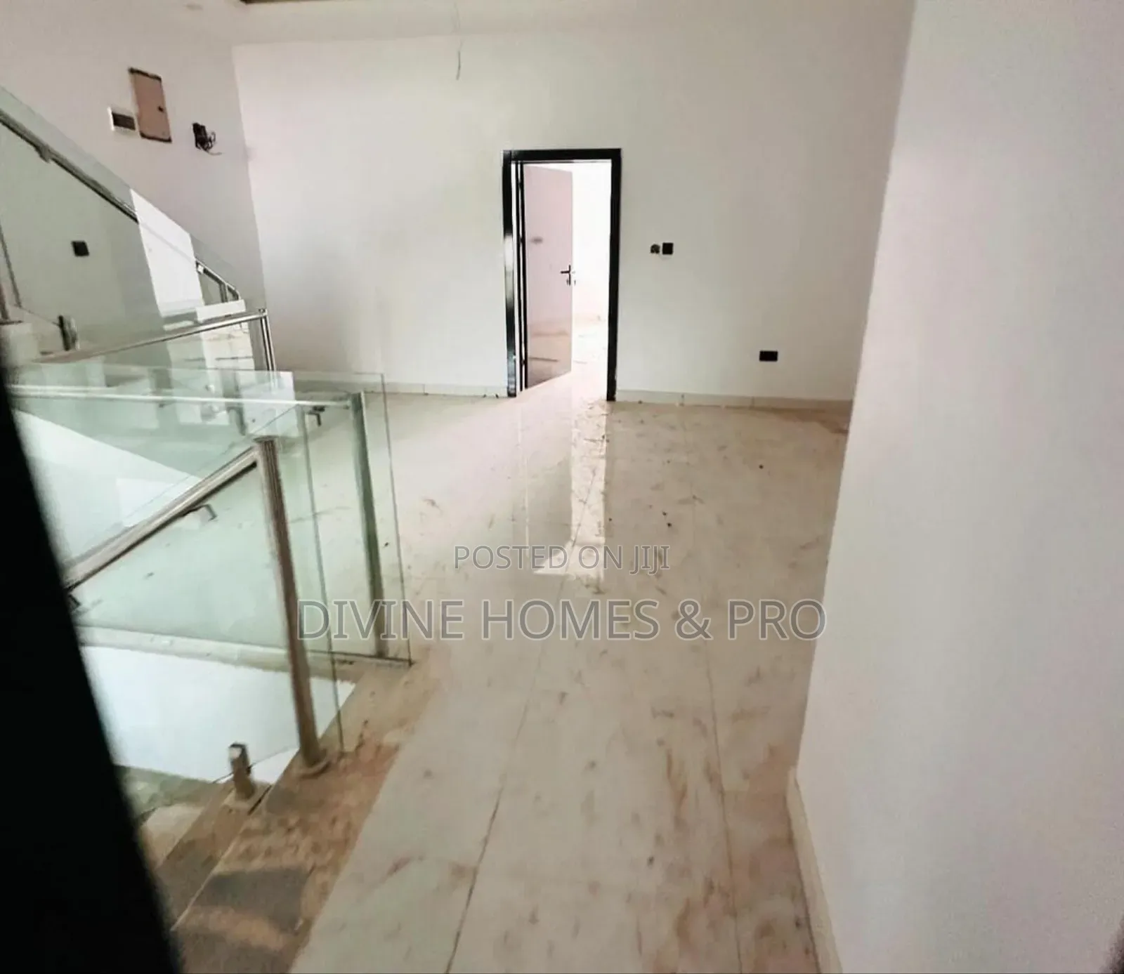 4bdrm Duplex in Guzape District for sale