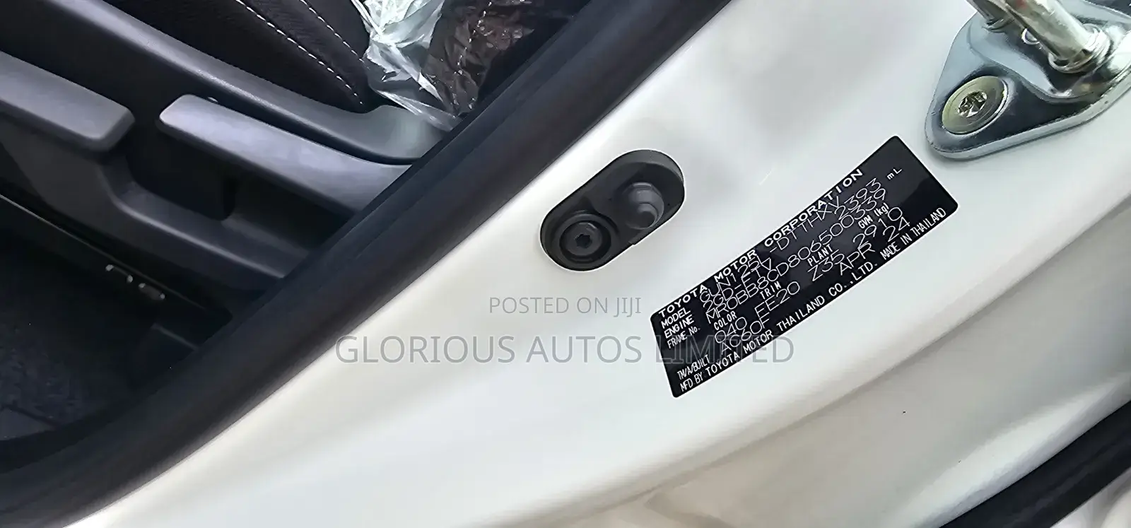 New Toyota Hilux 2023 White
