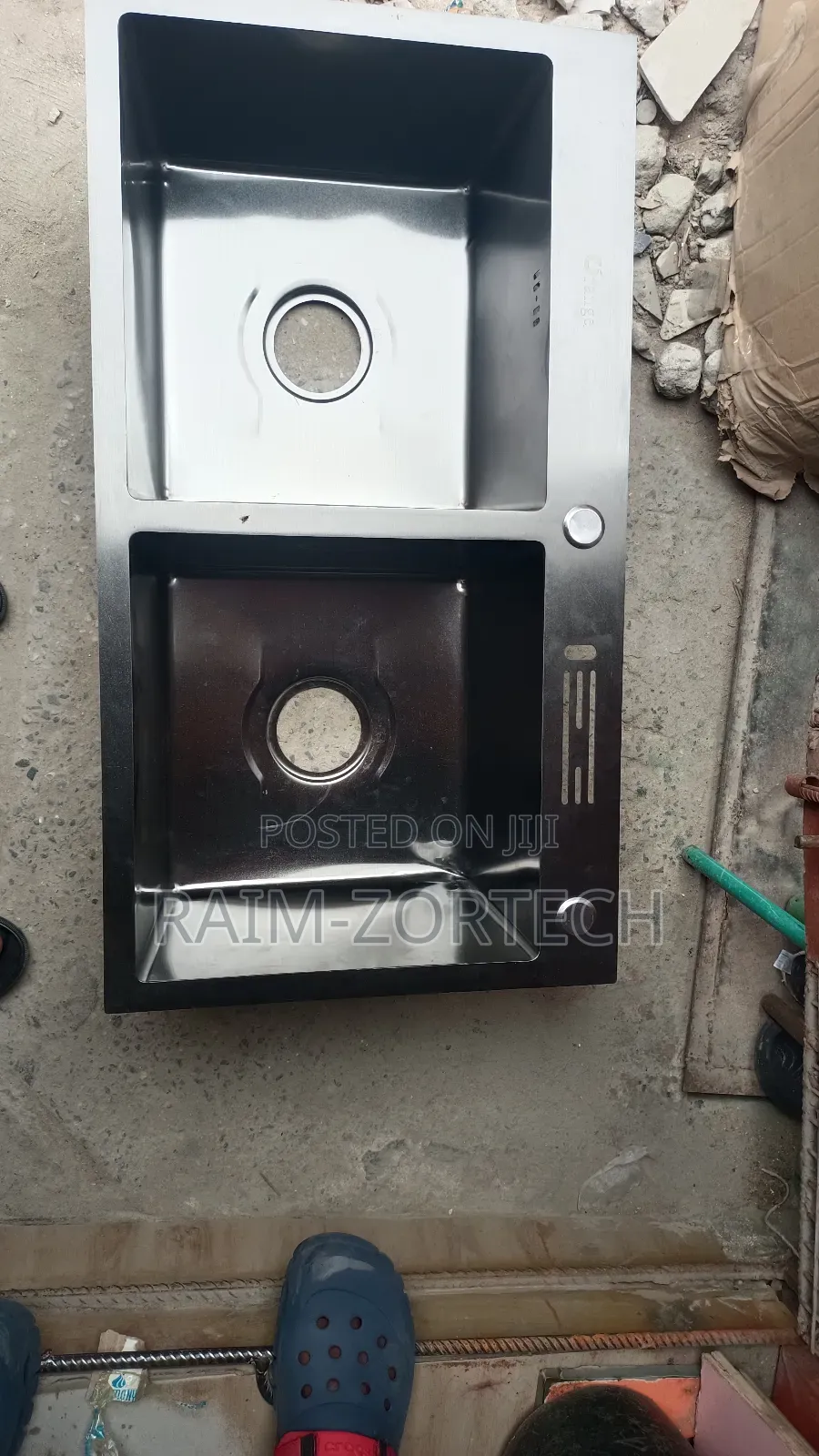 82cm X 45cm Black Hand Made Kitchen Sink