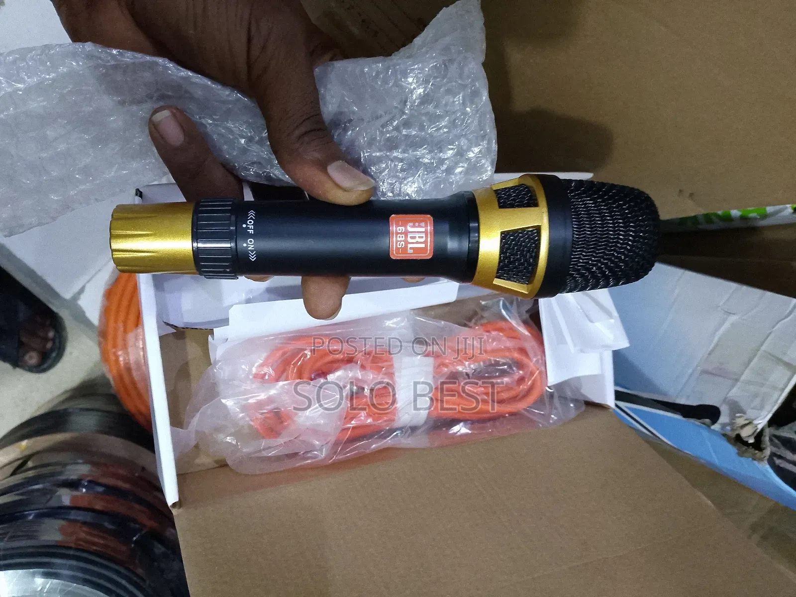 JBL Vocal Wired Microphone