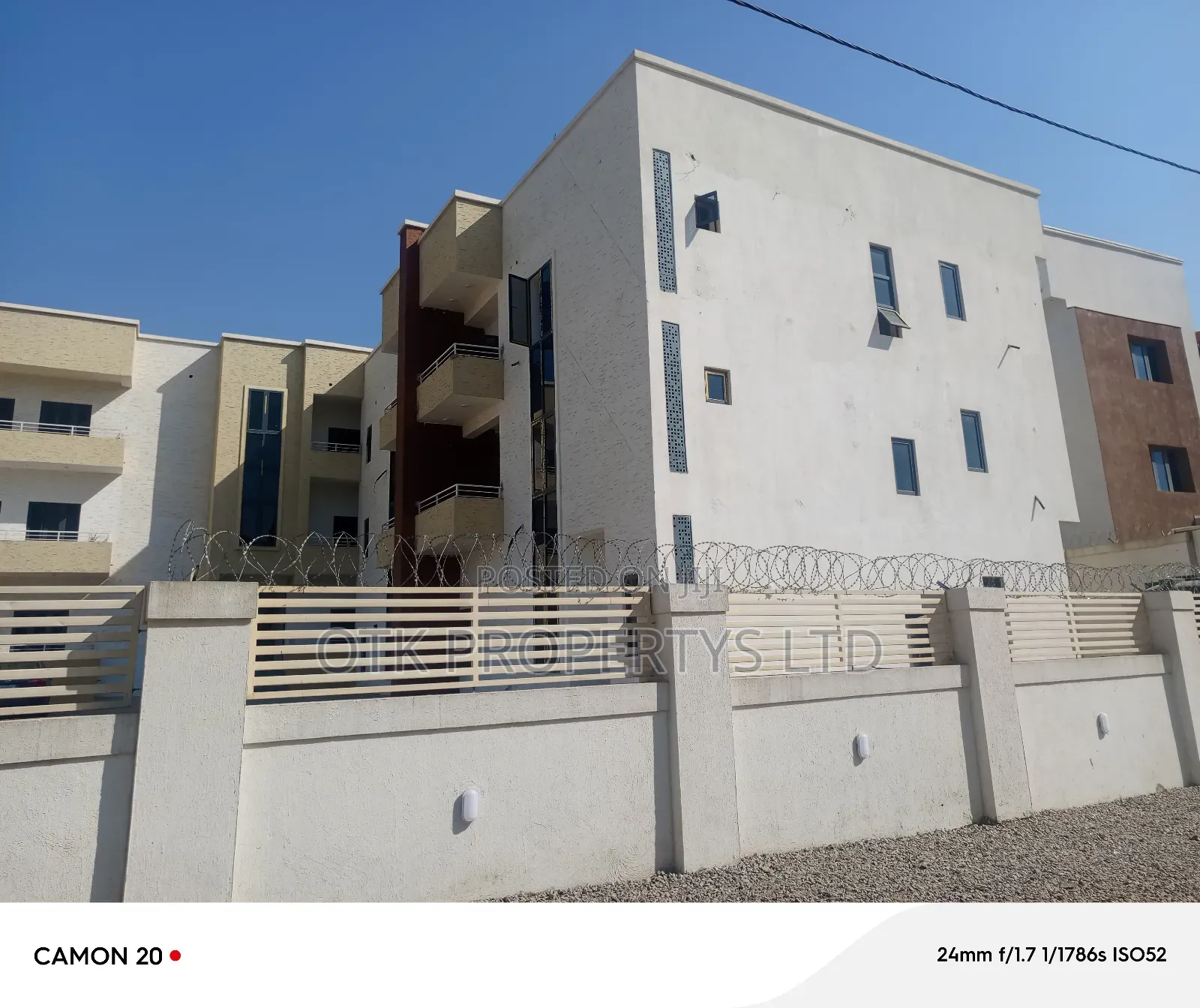 4bdrm Duplex in Jahi By Gilmore, for sale