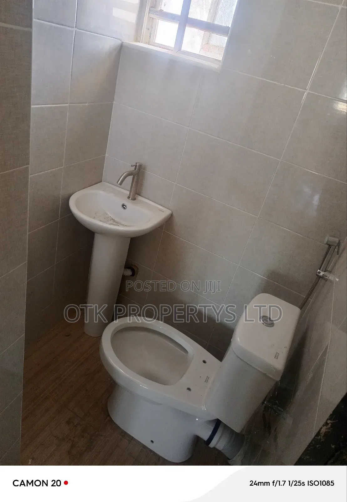 3bdrm Block of Flats in Crescent, Jahi By for sale