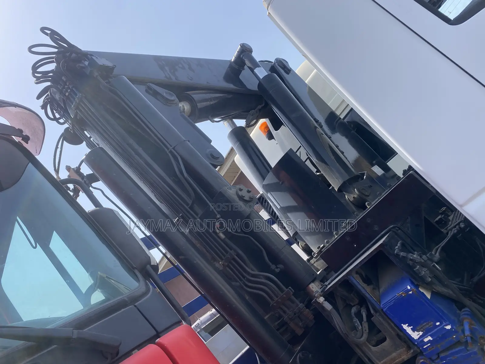 Iveco 35 Tons Hiab White
