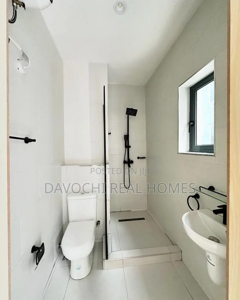 Furnished 3bdrm Apartment in Lekki Phase 1 for sale