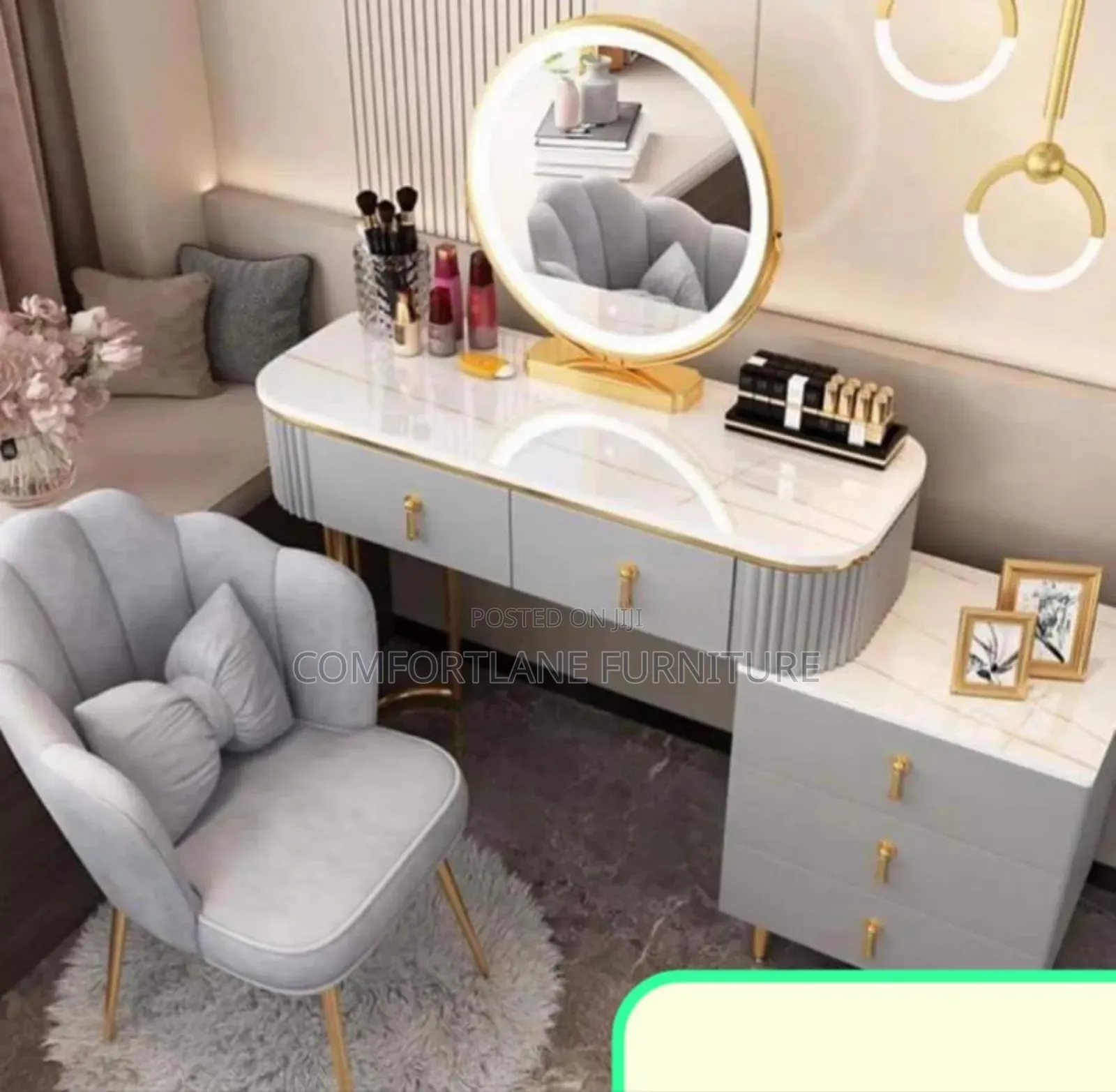 Dressing Mirror Console