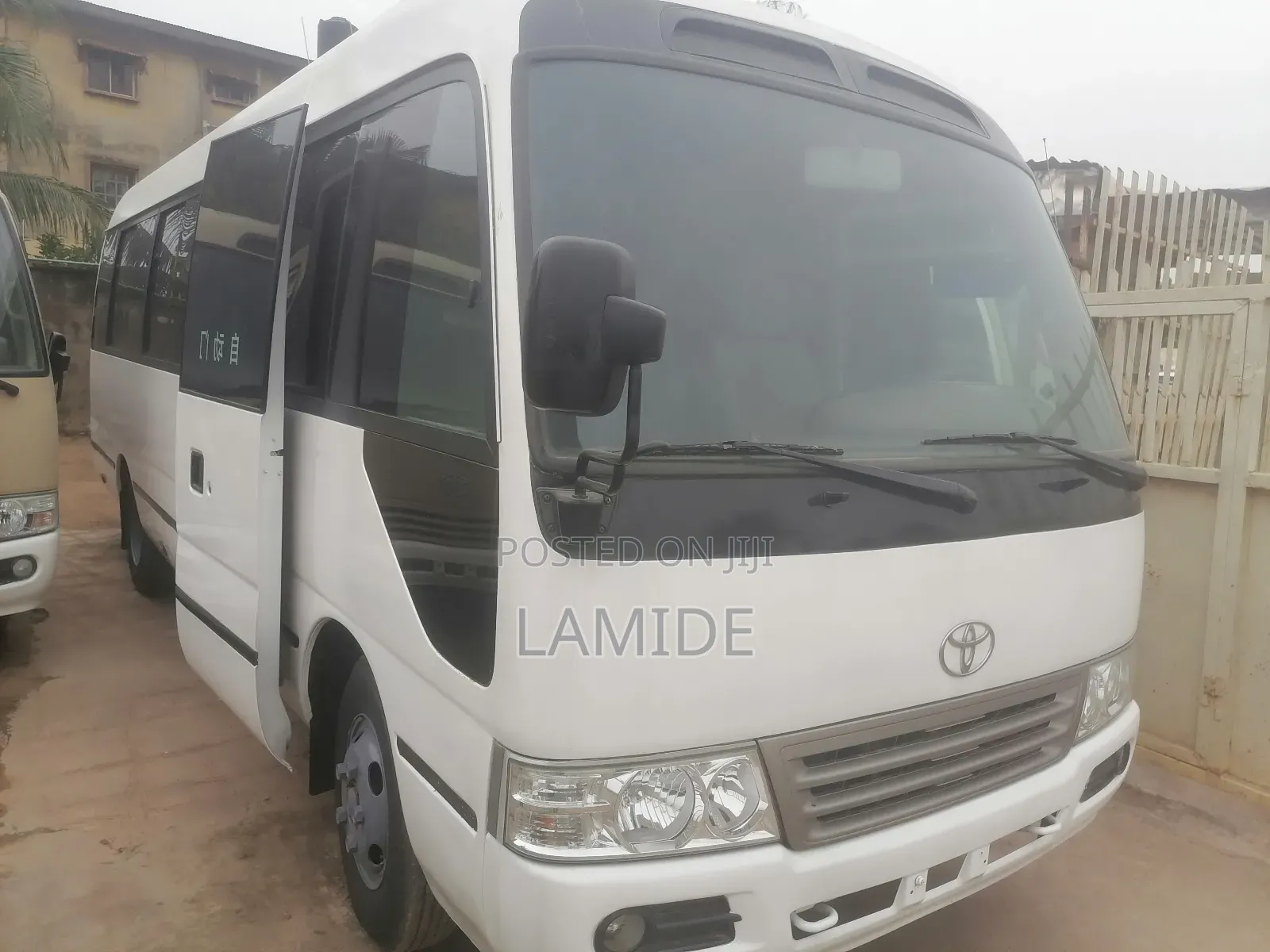 Toyota Coaster 2015 Gold