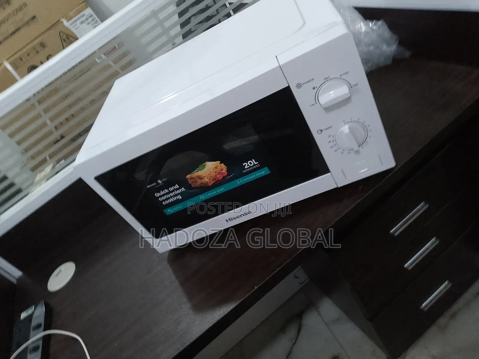 Very -Simple Hisense 20liters Microwave