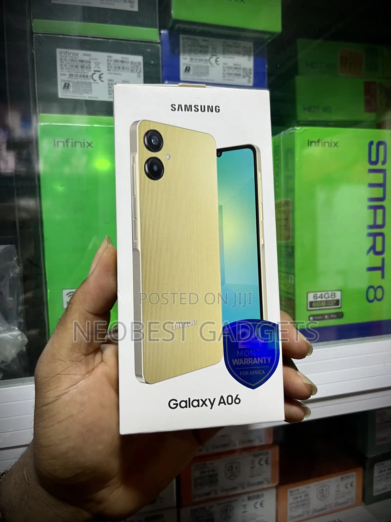 New Samsung Galaxy A06 64 GB Gold