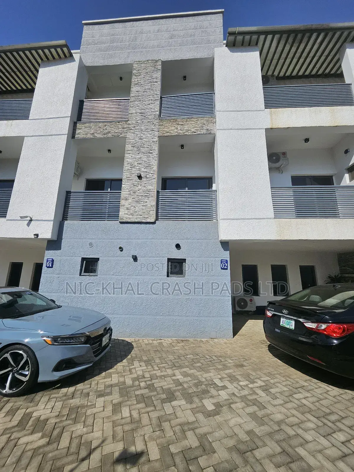 4bdrm Duplex in Jahi By Gilmor for rent