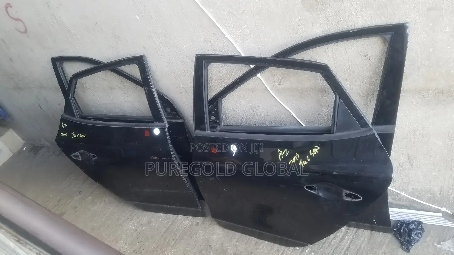 Hyundai Tucson 2011 Doors Available Here