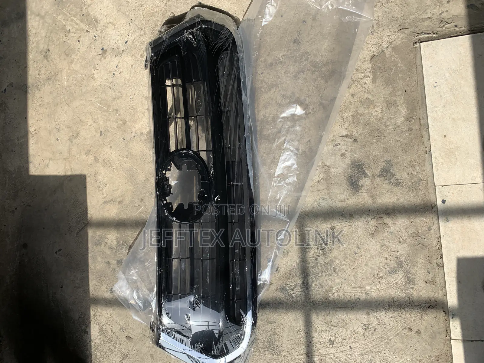 Front Grille Hilux for Iron Bumper 2021