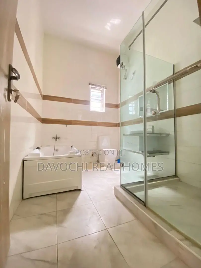 Furnished 4bdrm Apartment in Lekki Expressway for rent