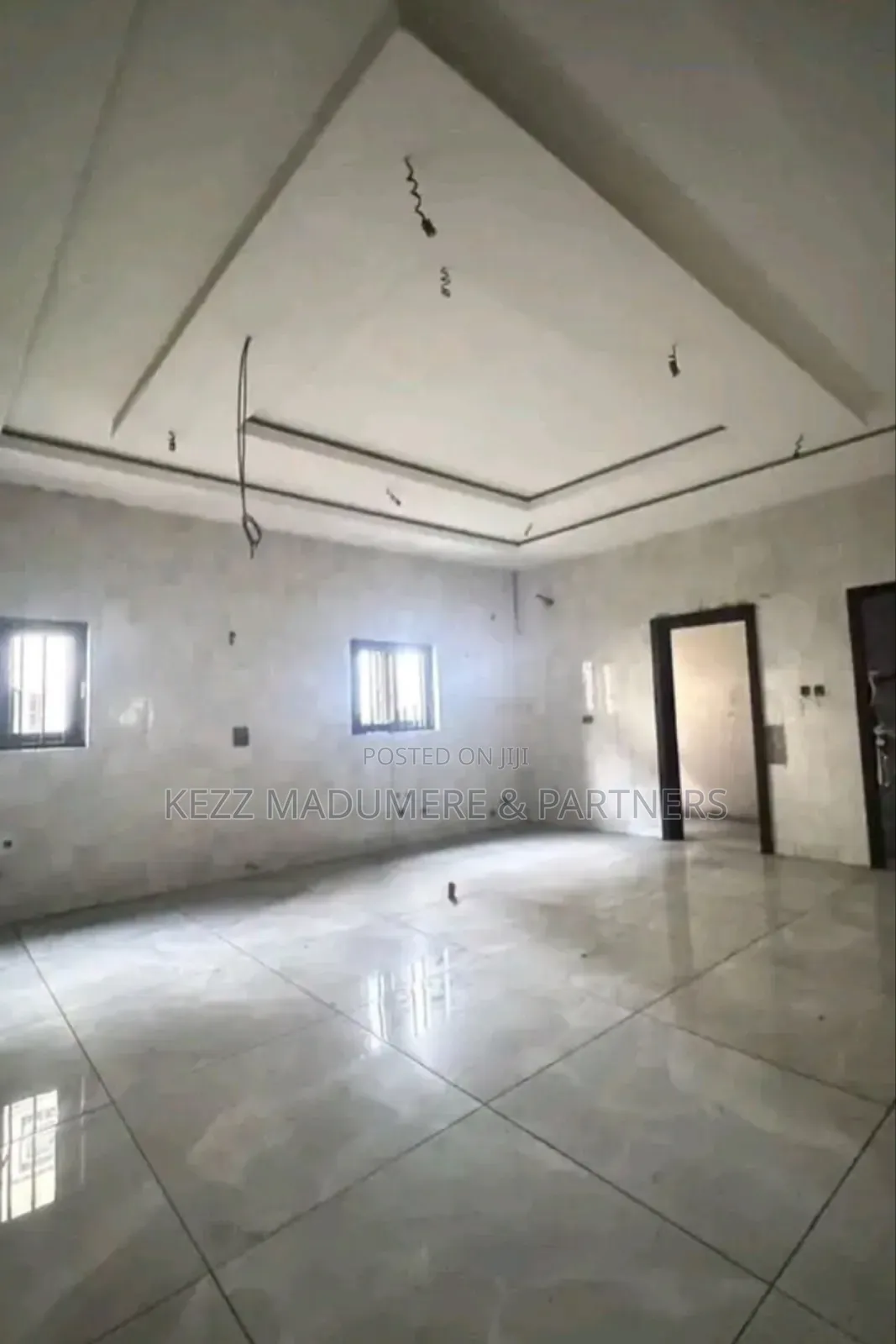 6bdrm Duplex in Within Dr Peter for sale