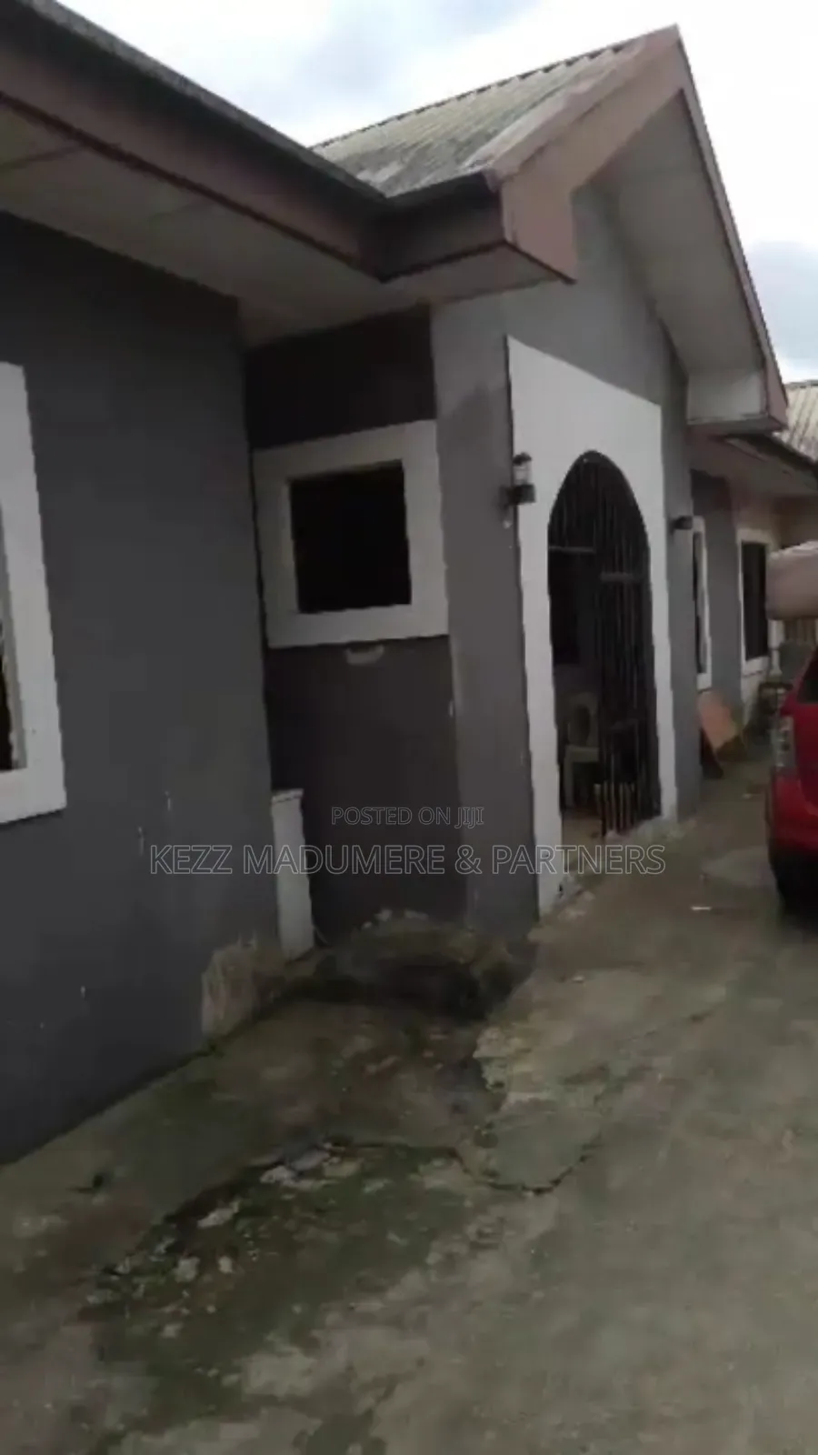 6bdrm Bungalow in Off Nta Road , Port for sale