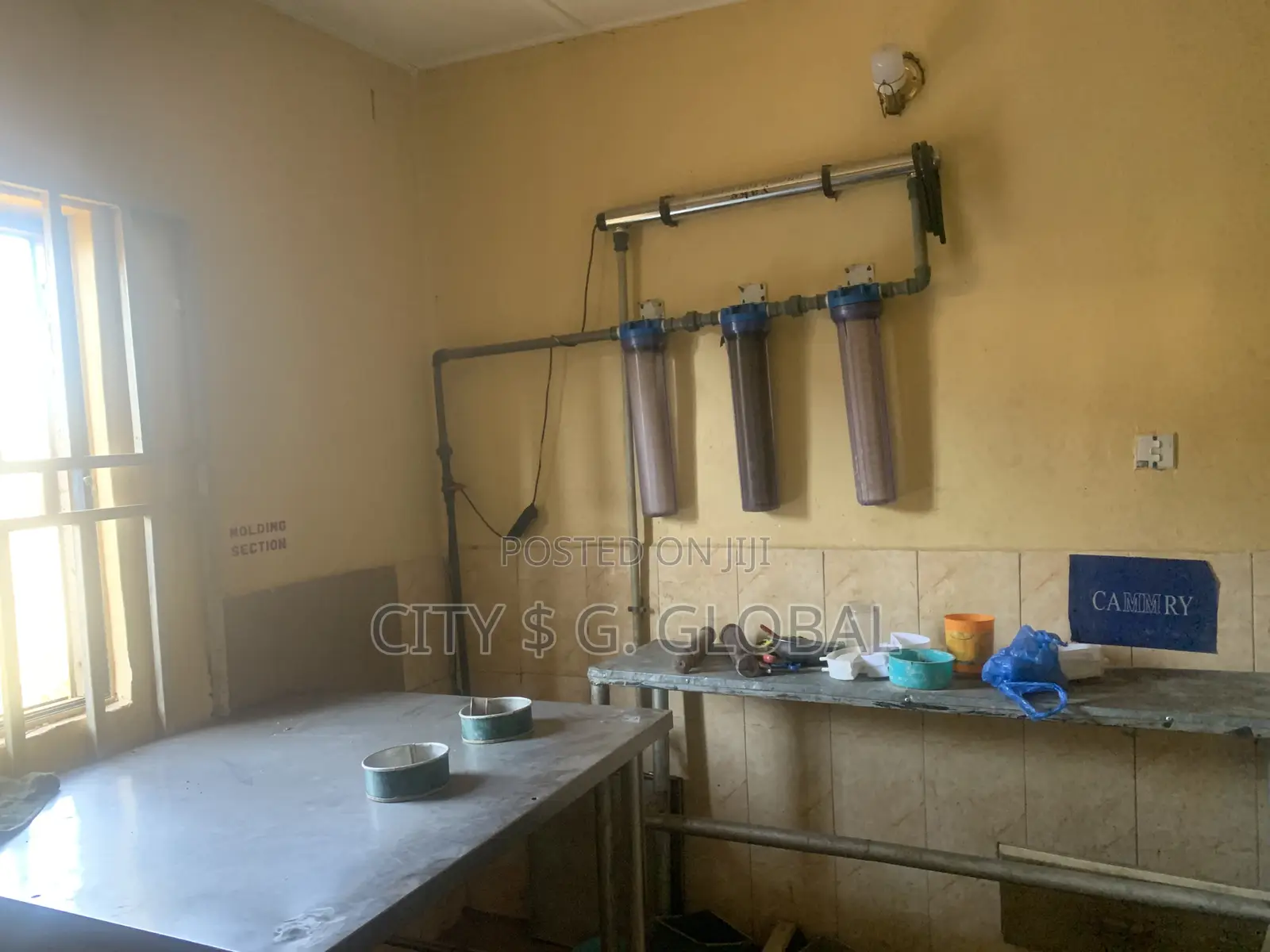 A Bakery With All the Inqurement Inside