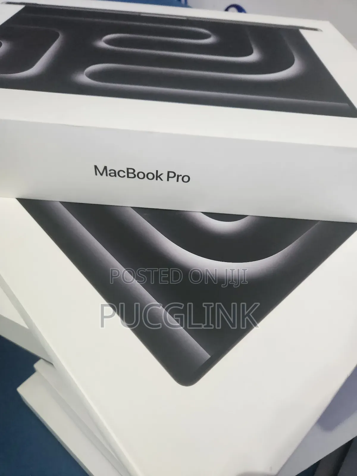 New Apple MacBook Pro 2023 M3 Pro 16-Inch 64GB Apple M3 Max SSD 2T