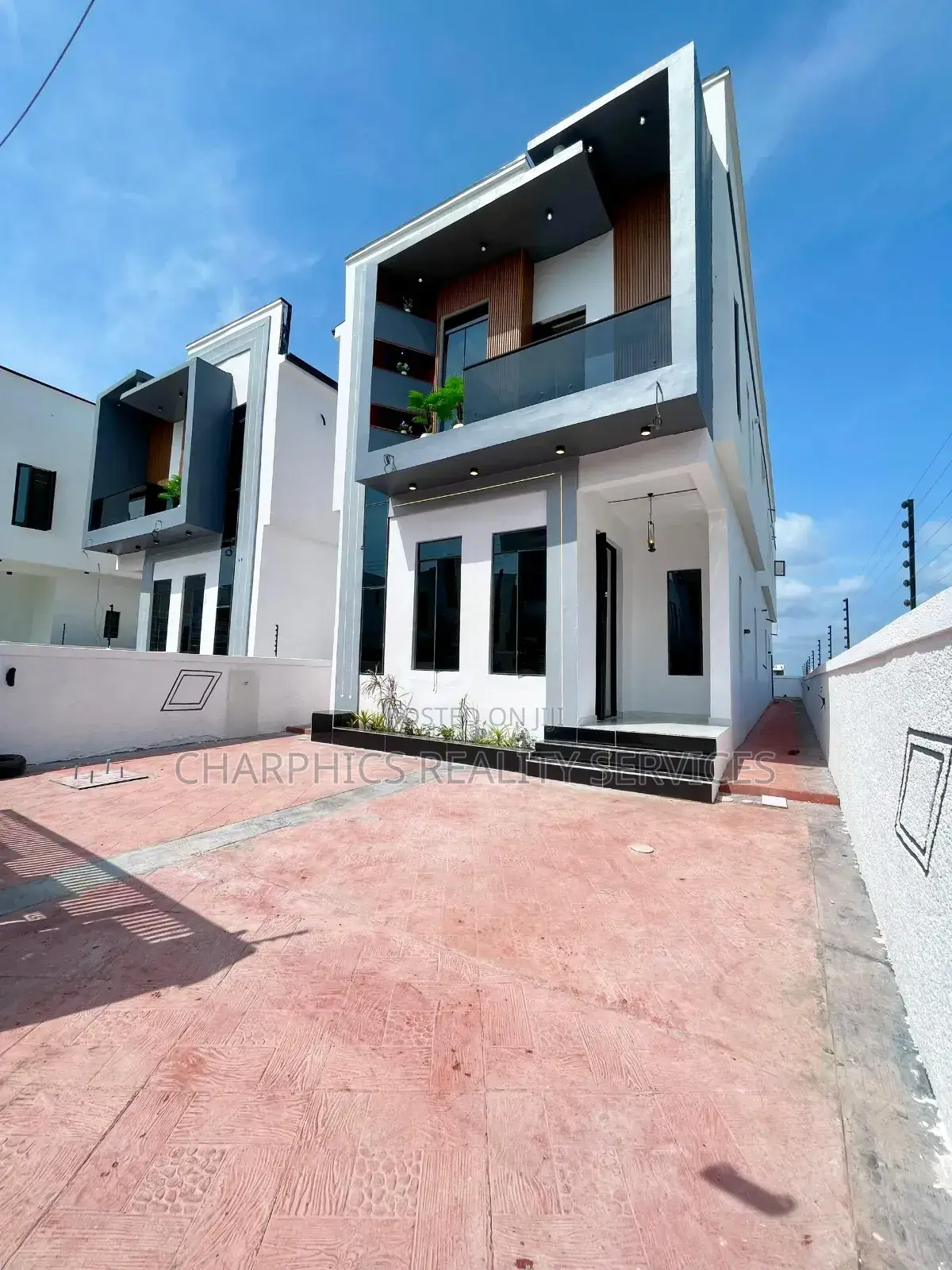 5bdrm Duplex in Ajah for sale