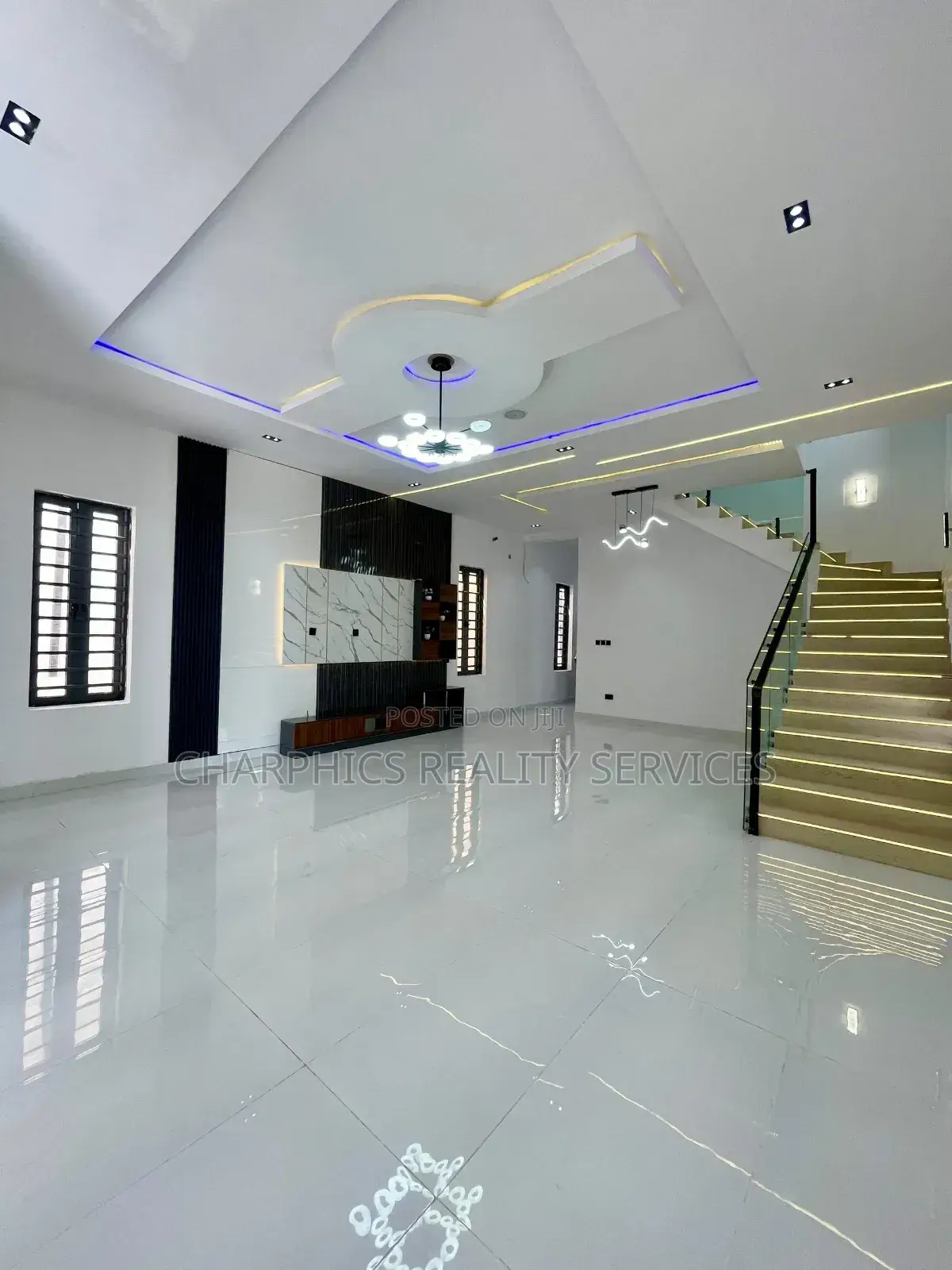 5bdrm Duplex in Ajah for sale