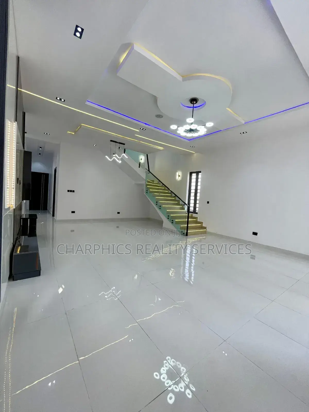 5bdrm Duplex in Ajah for sale