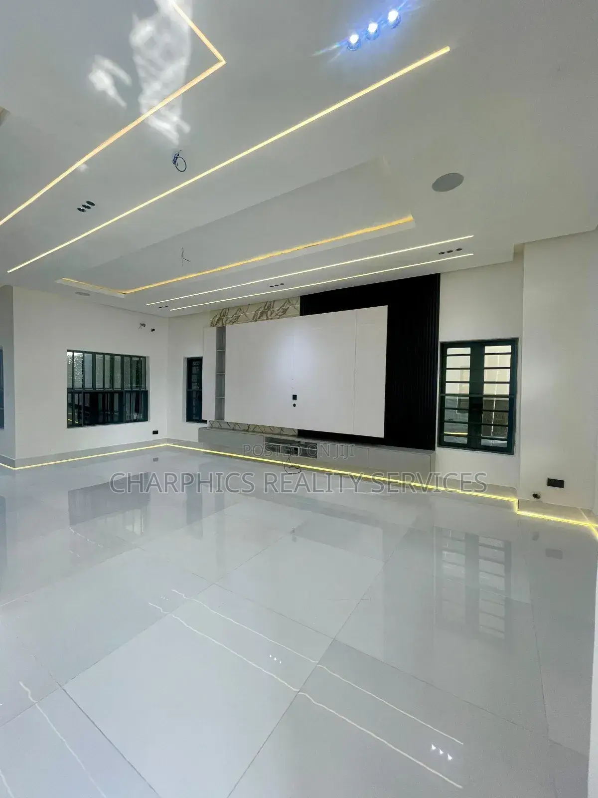 5bdrm Duplex in Ajah for sale