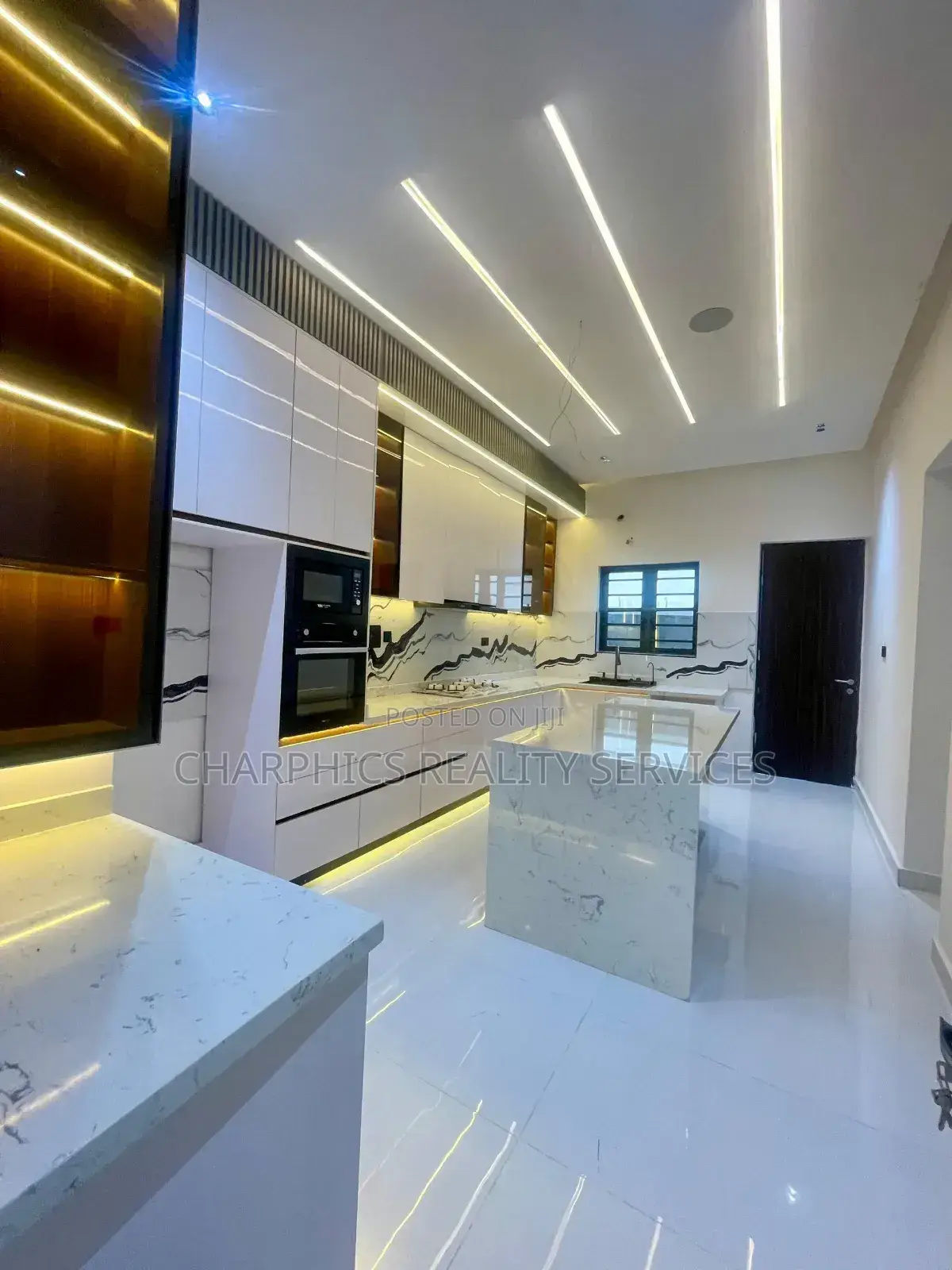 5bdrm Duplex in Ajah for sale