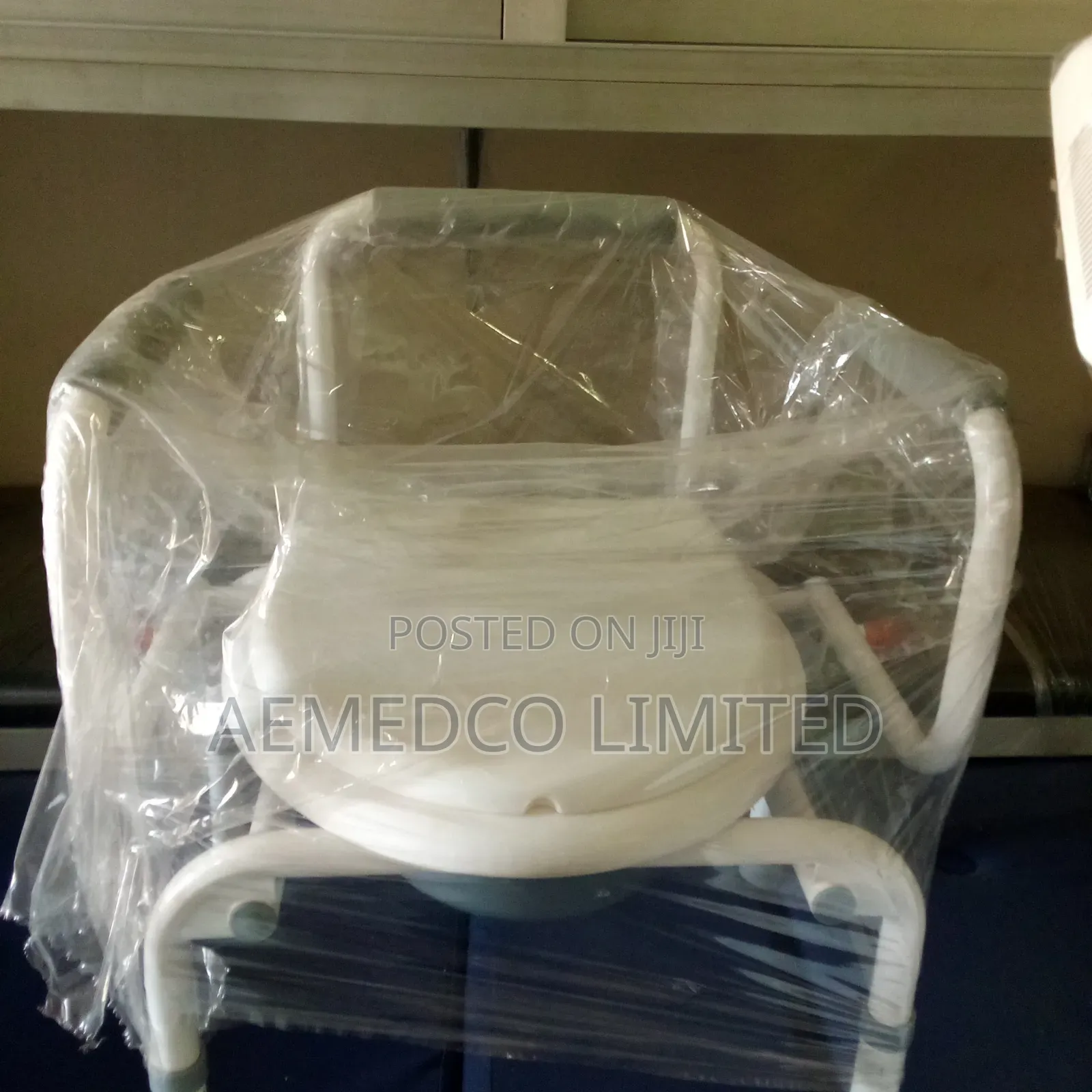 Hospital Commode Chairs