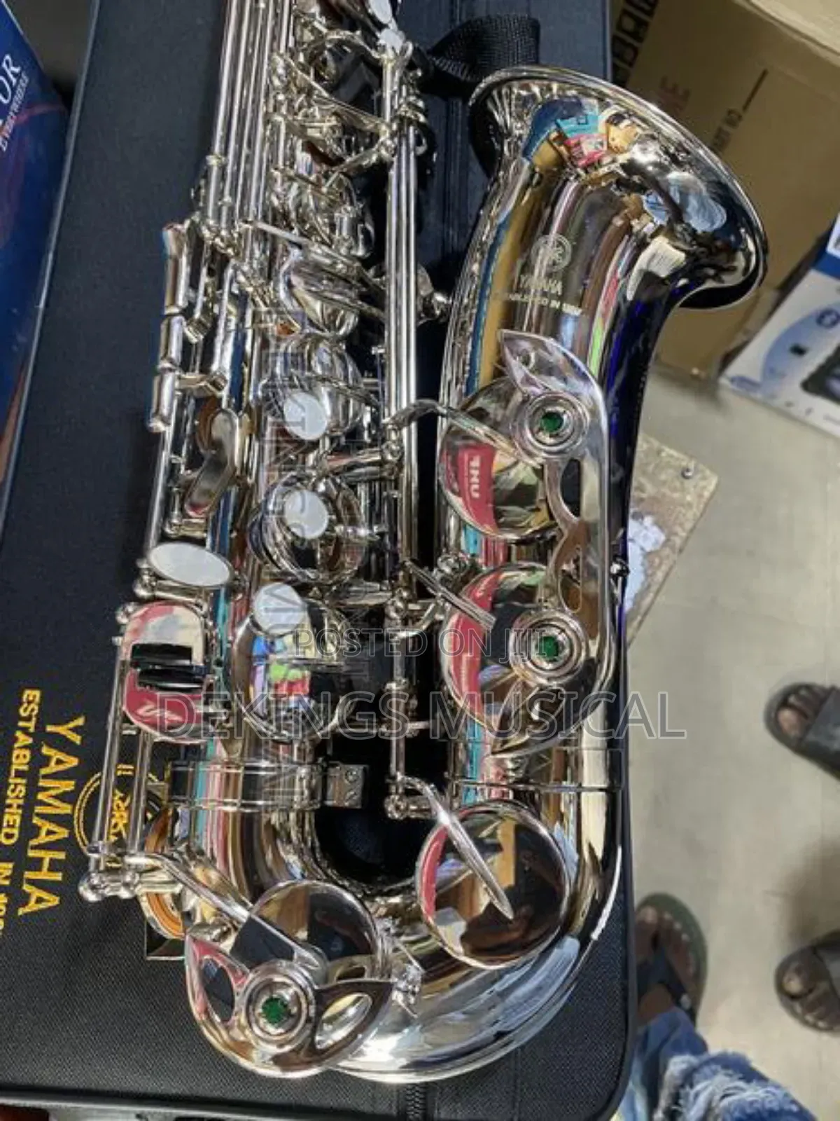 Yamaha Silver Alto Saxophone Brass Sax