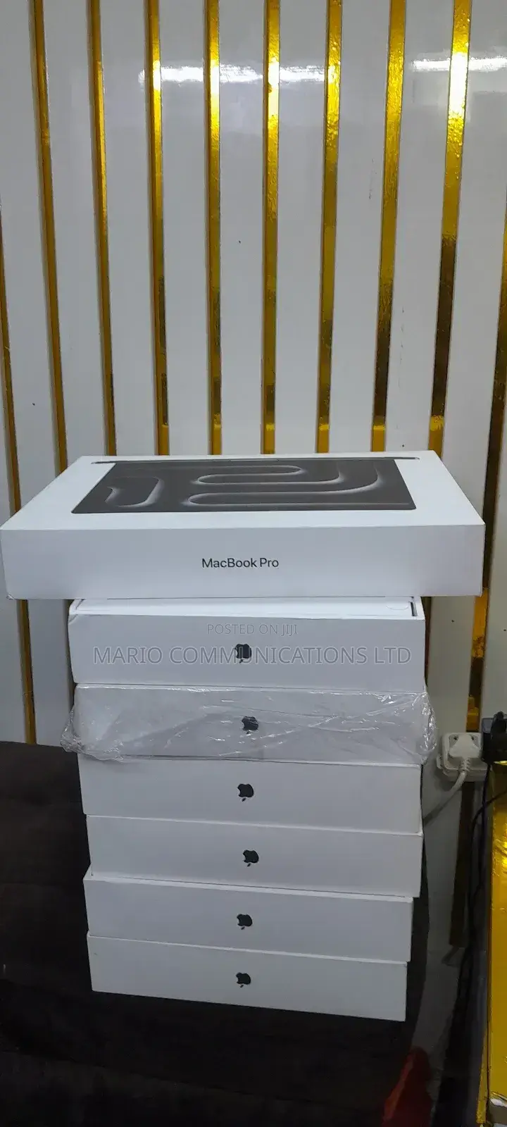 New Apple MacBook Pro 2023 M3 Max 16-Inch 48GB Apple M3 Max SSD 1T