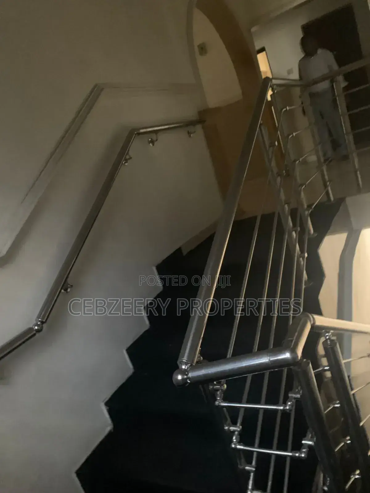 3bdrm Duplex in GRA Phase 2 Shangisha for rent