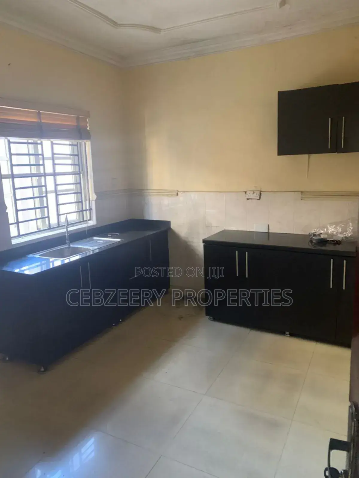 3bdrm Duplex in GRA Phase 2 Shangisha for rent
