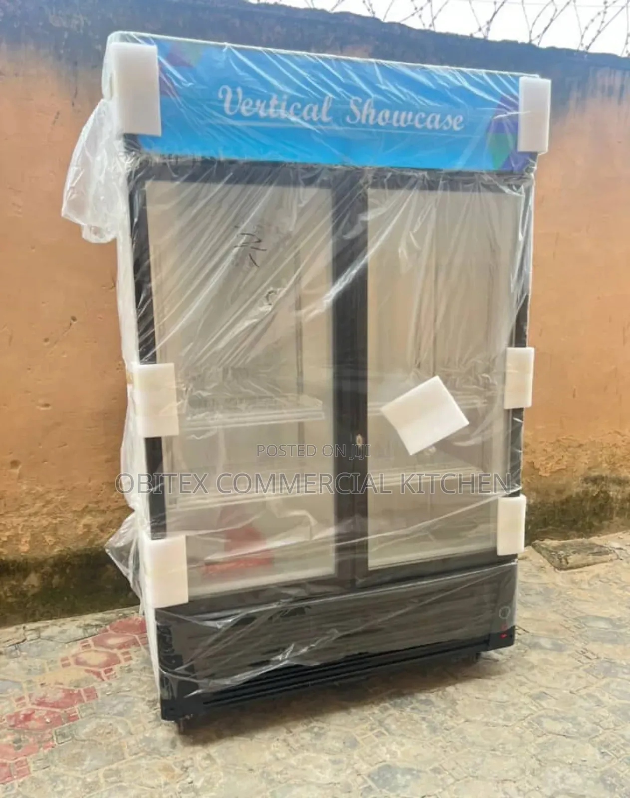 Industrial Double Doors Display Chiller Machine Vertical Is for Sales