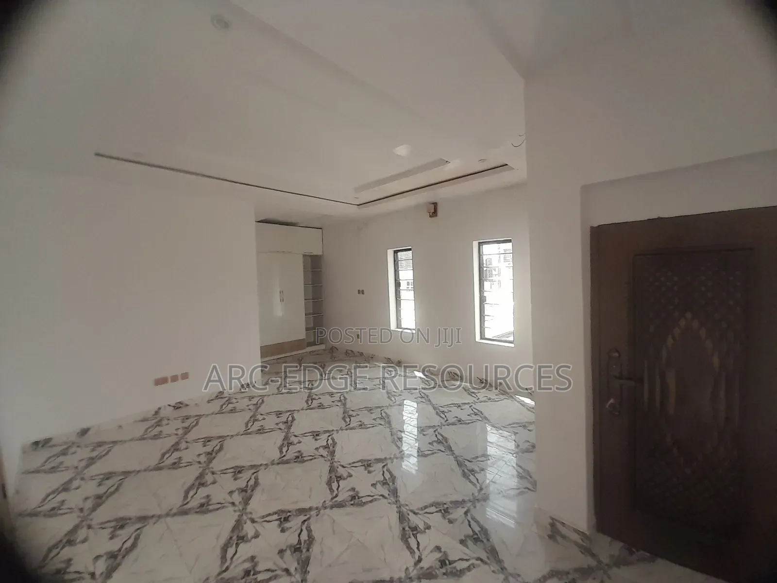 4bdrm Duplex in Apple Junction for sale