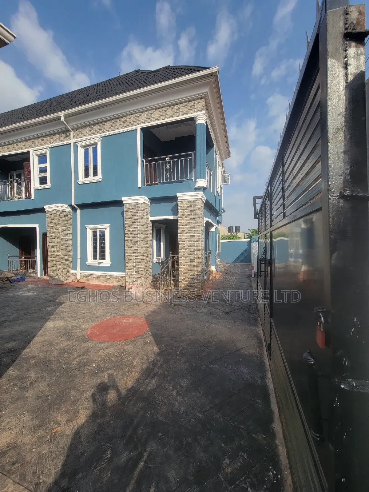 1bdrm Block of Flats in Agbor Road Bypass, Benin City for rent