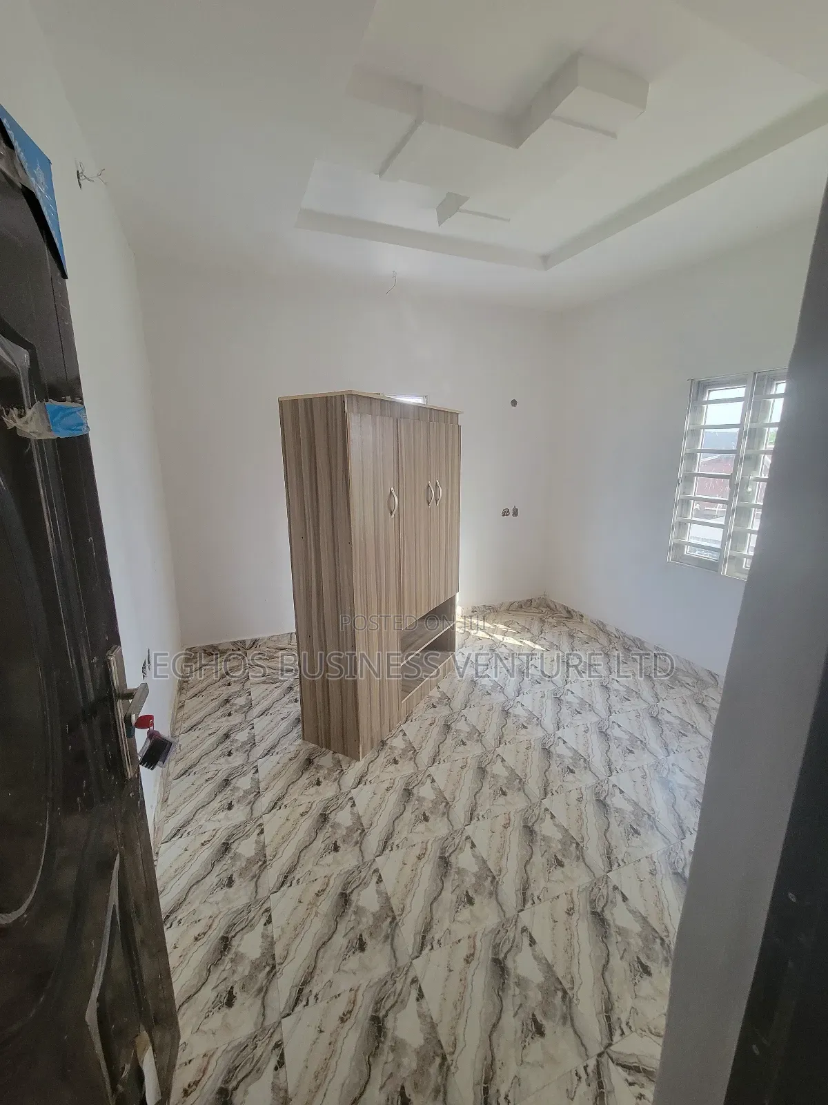 1bdrm Block of Flats in Agbor Road Bypass, Benin City for rent