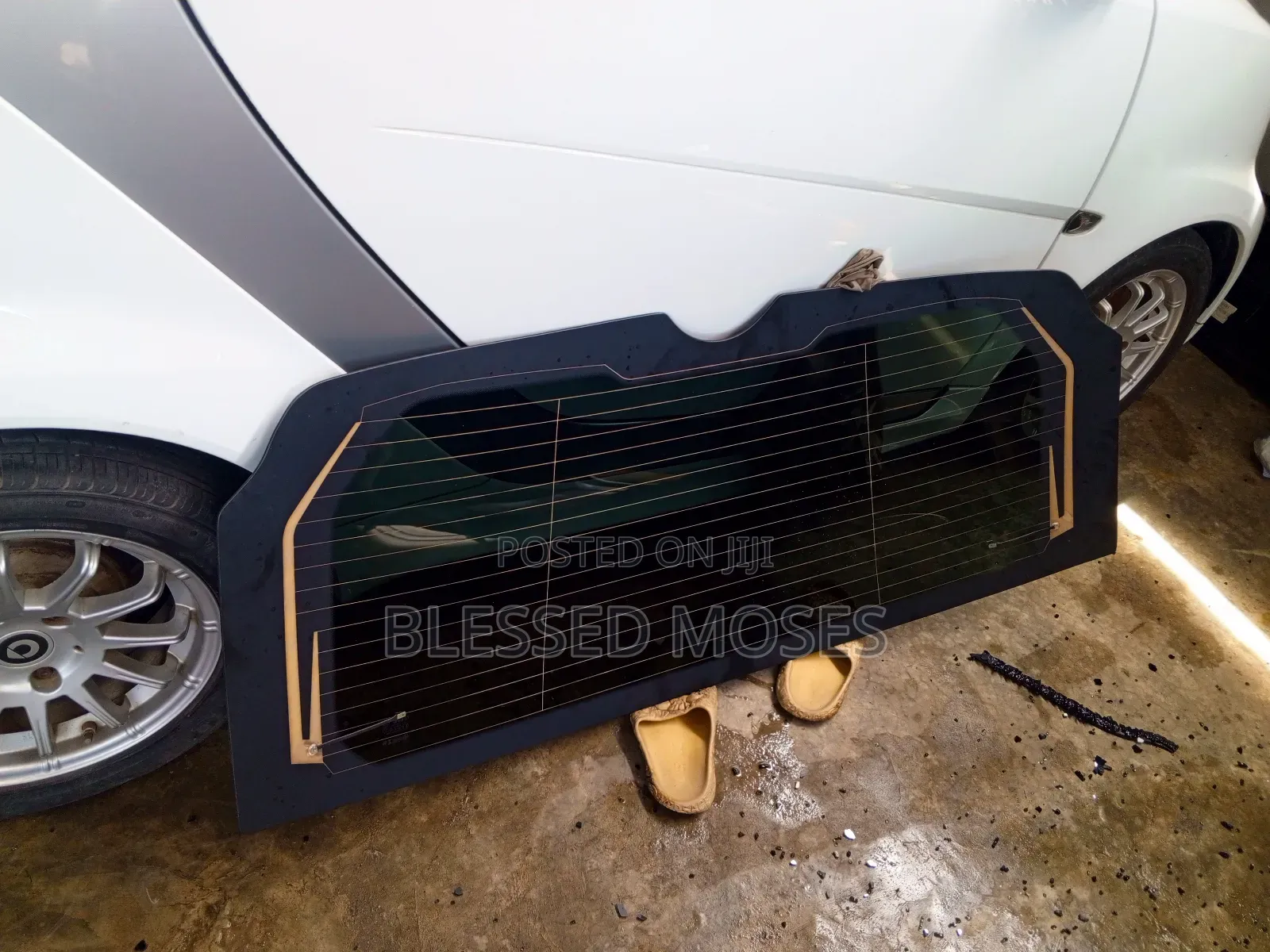 2024 Renge Rover Vogue Back Glass Tinted