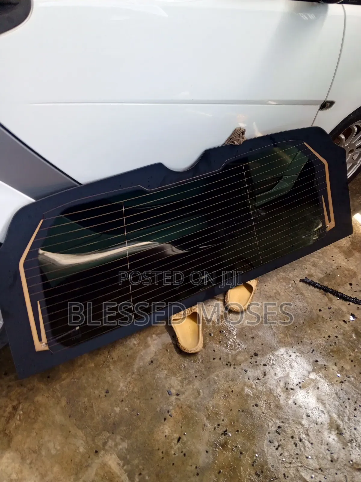 2024 Renge Rover Vogue Back Glass Tinted