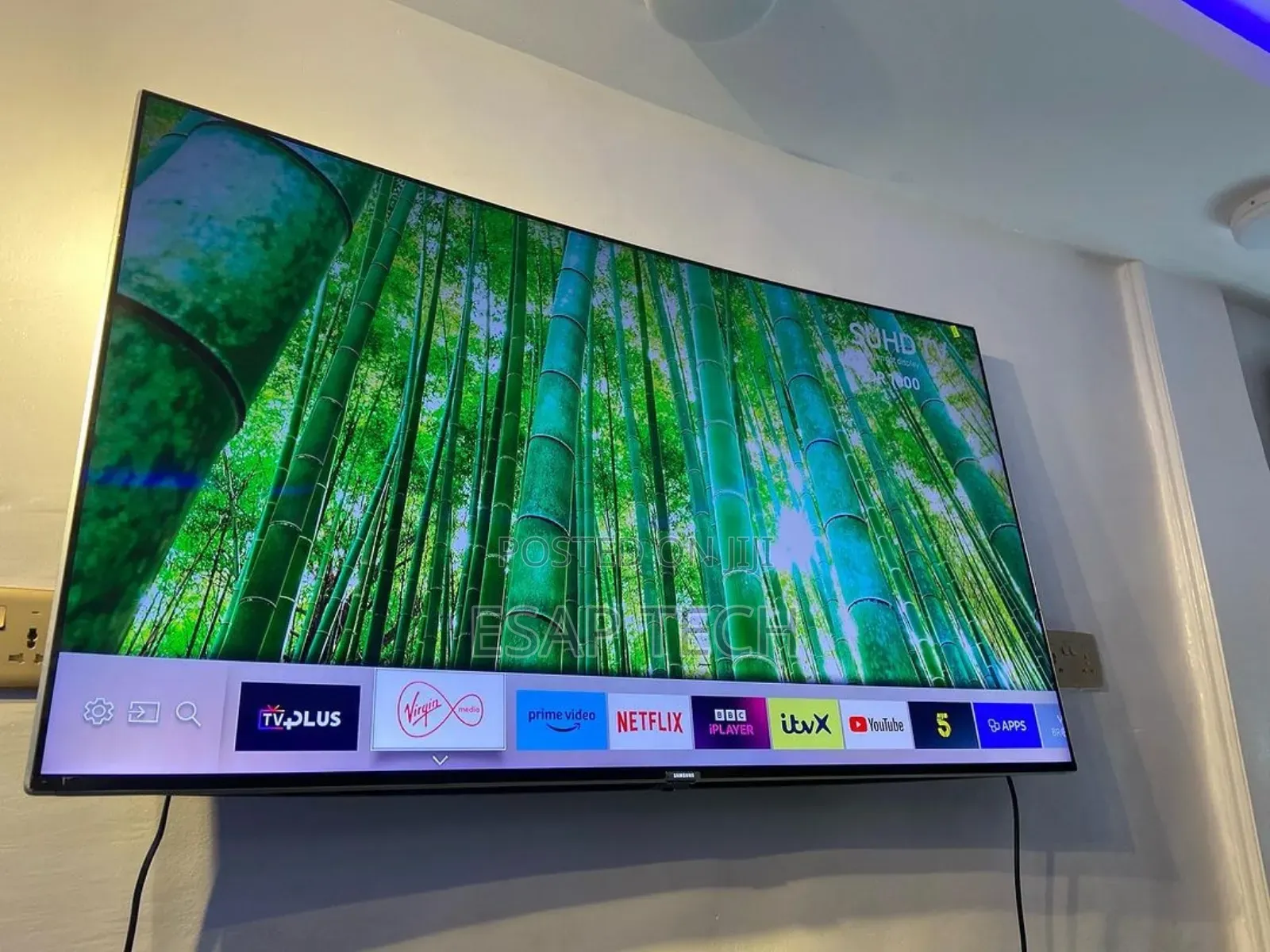 Samsung Curved TV QLED