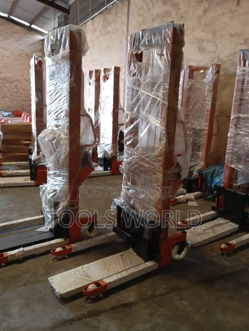 2ton X 1.6m Electric Pallet Stacker Forklift With Hoist