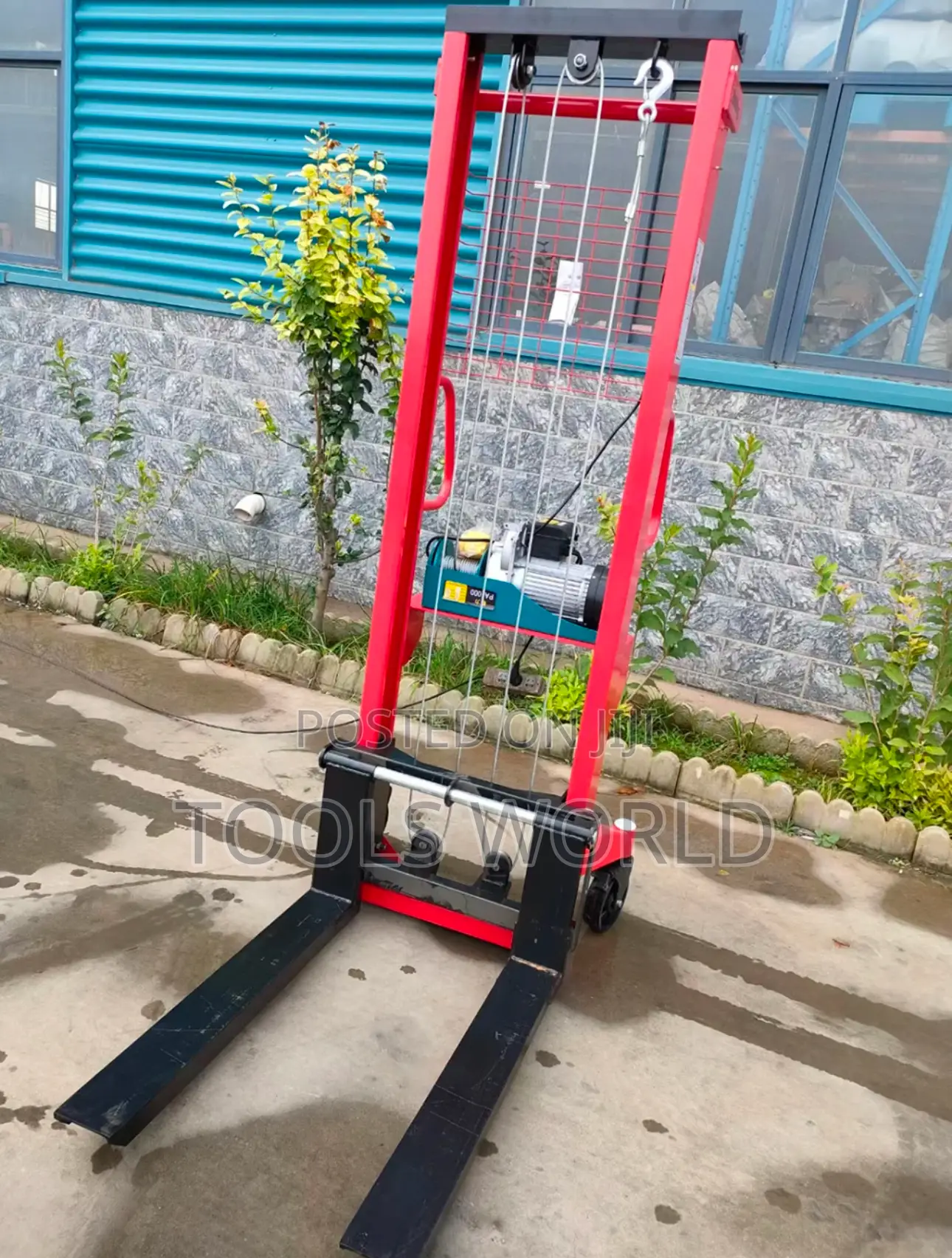 2ton X 1.6m Electric Pallet Stacker Forklift With Hoist