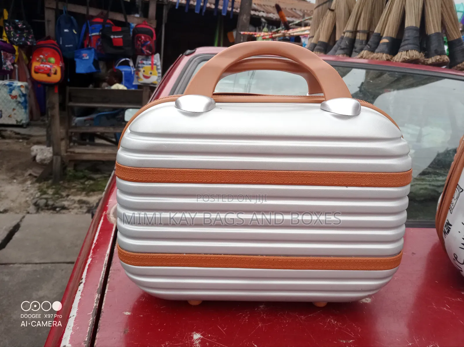 Mini Kit for Weekend Travels 15000