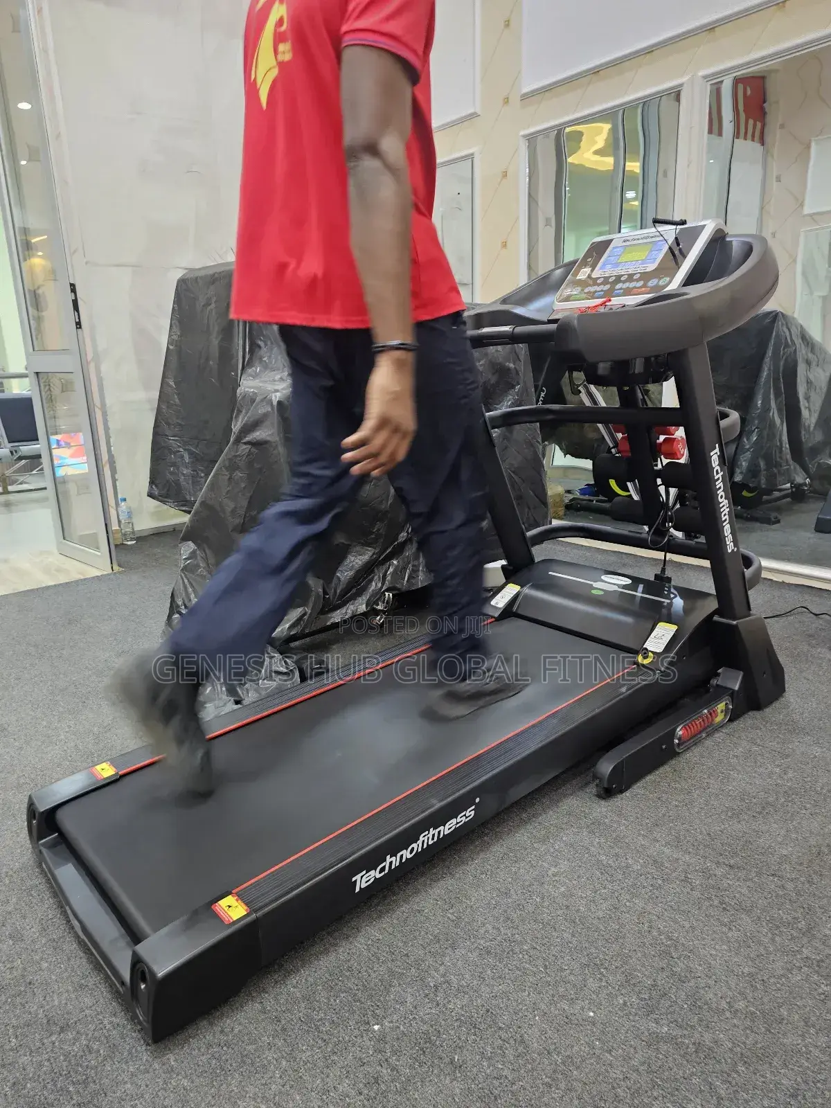 New 4hp Treadmill (Commercial) Tp60