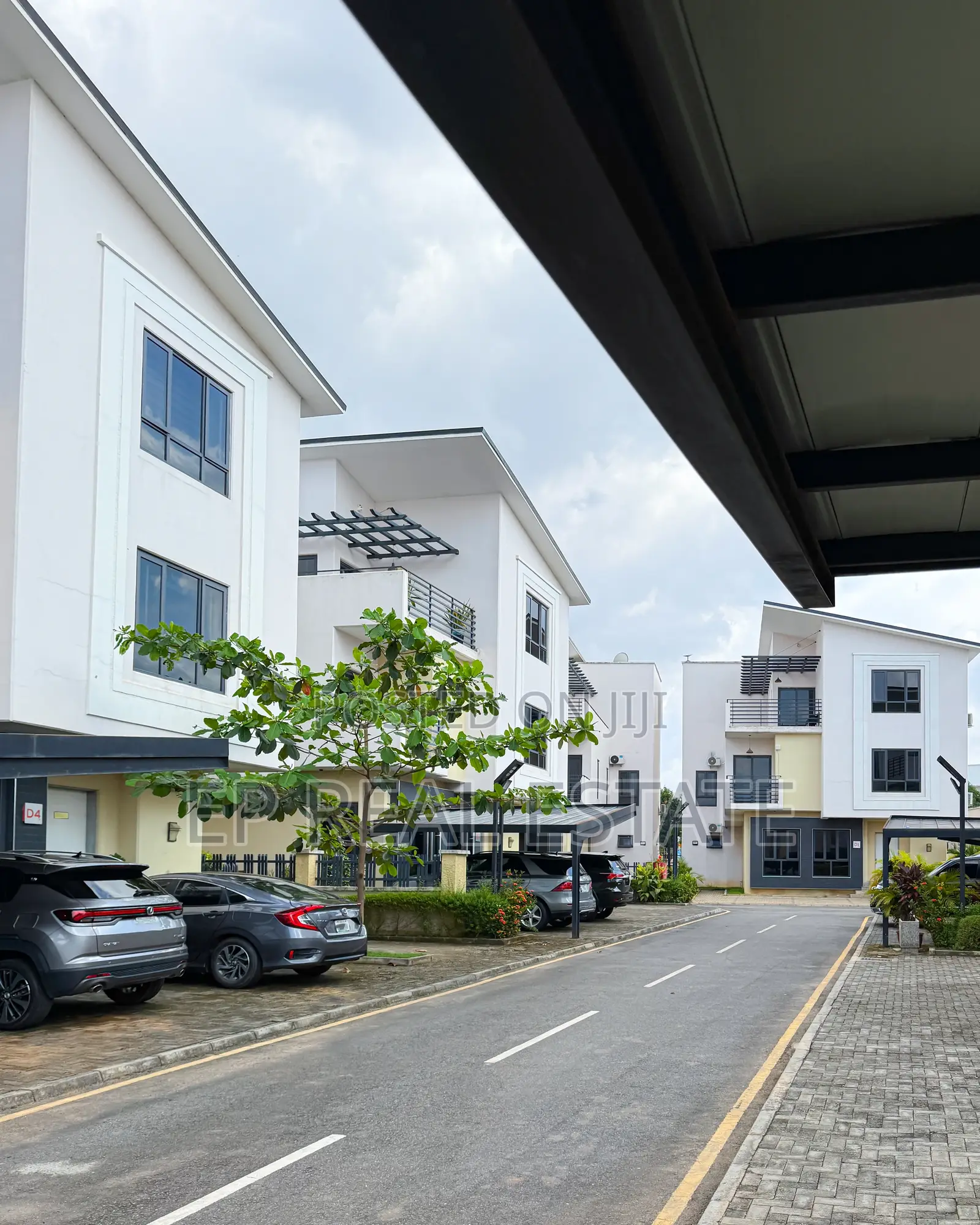 5bdrm Duplex in Wuye for sale