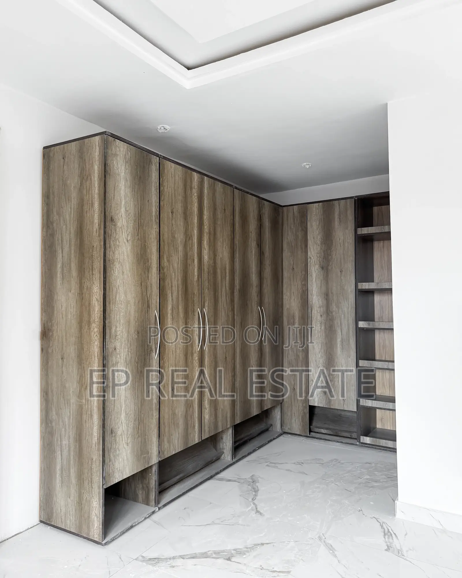 5bdrm Duplex in Wuye for sale